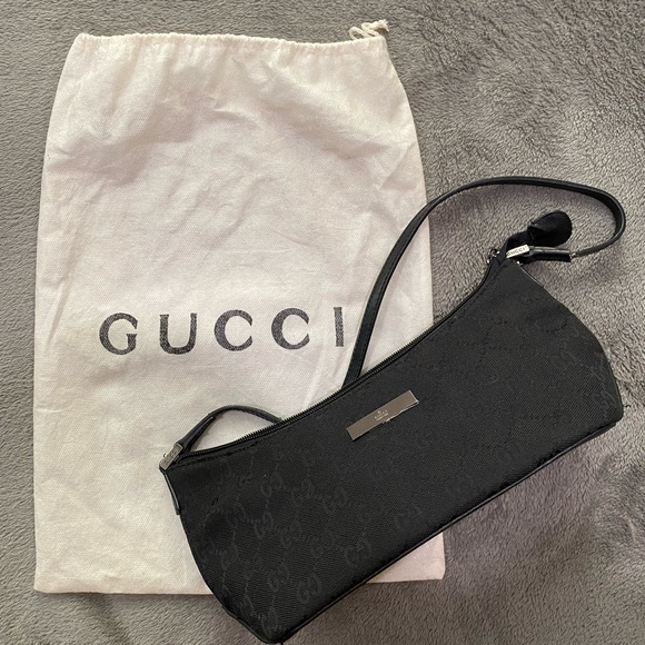 Gucci Handbags - Vintage Gucci small purse